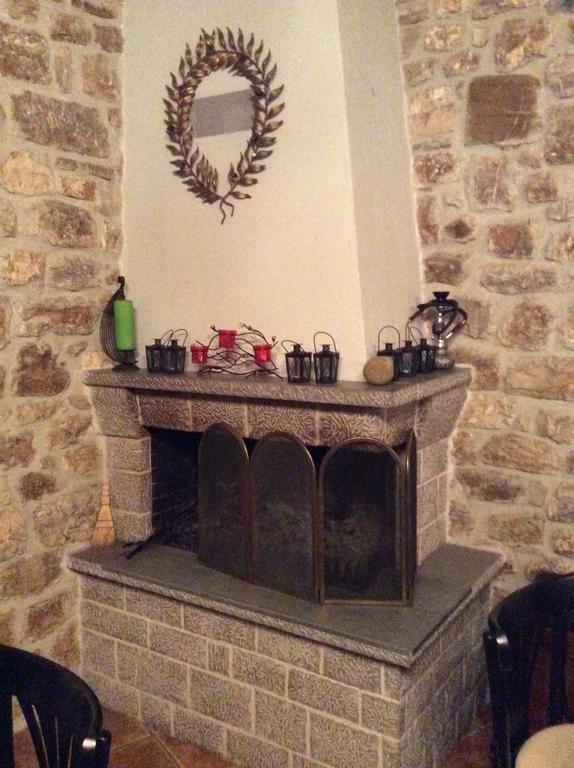 Oihalia Guesthouse Fidhákia Buitenkant foto